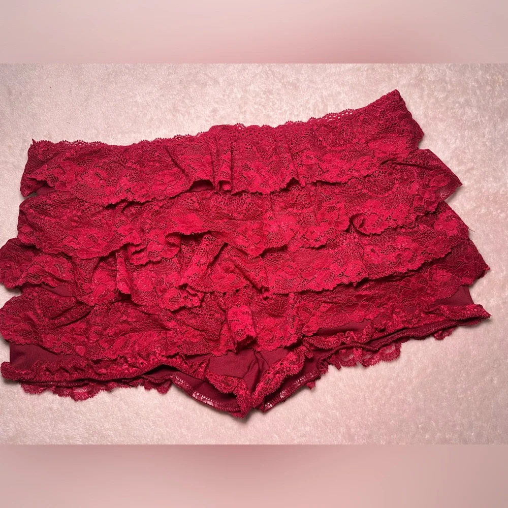 Lace Shorts - Deep Red - Picture 3 of 3
